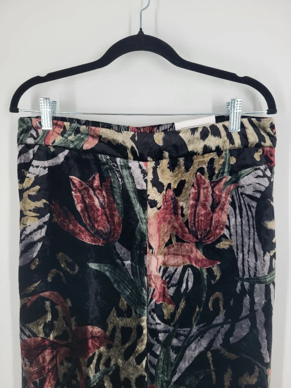 Chico’s Velvet Floral and Animal Print Wide-Leg Pants size 10T New